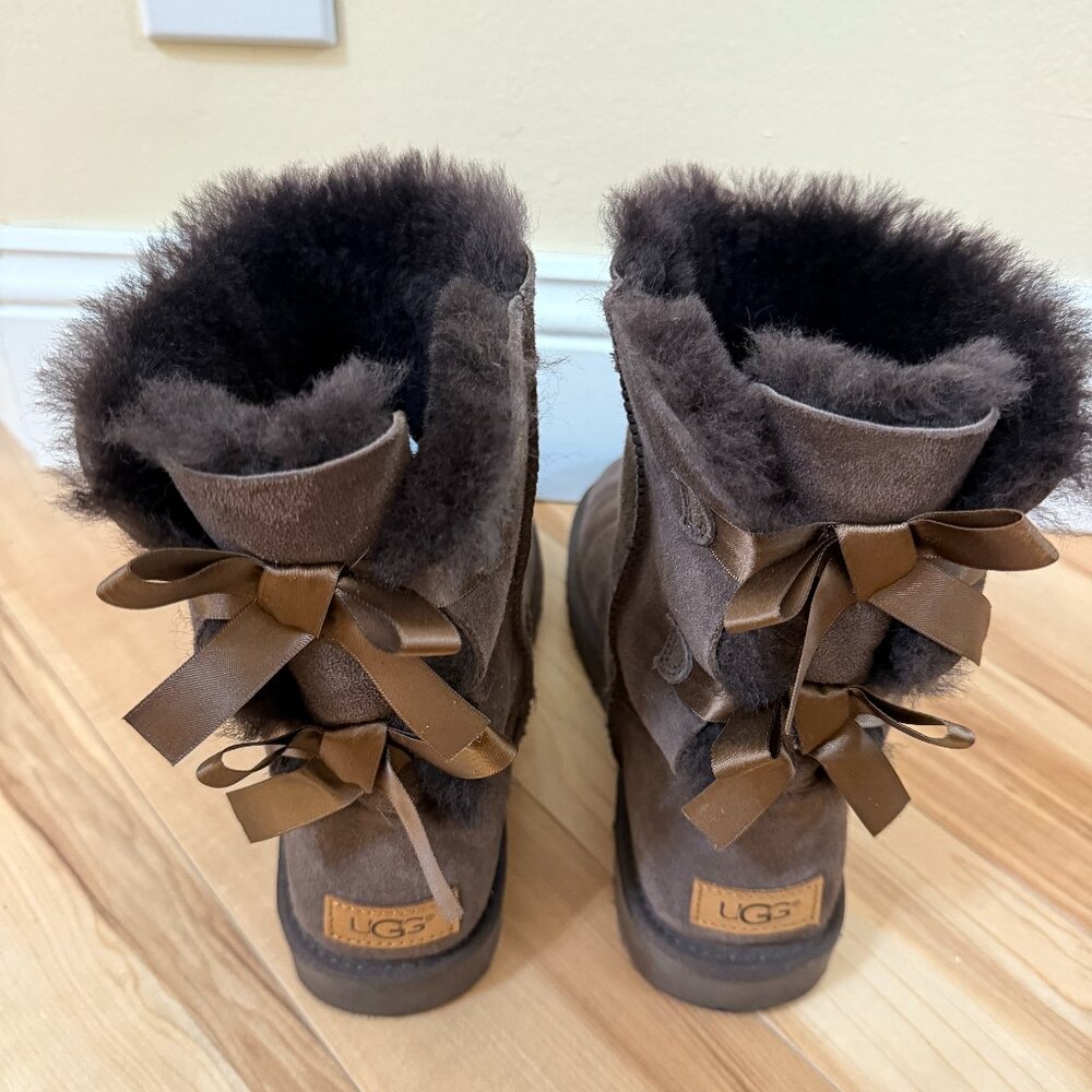 Ugg Bailey Bow Boot - Picture 2 of 8